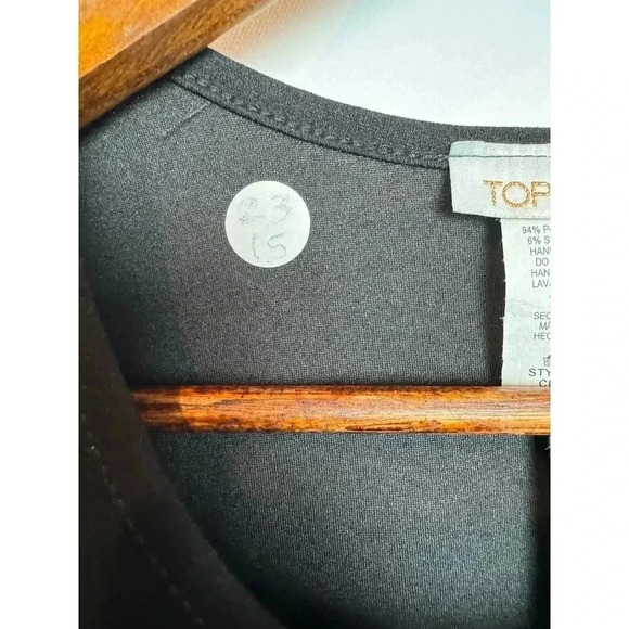 Top chic flutter top M - Picture 9 of 9